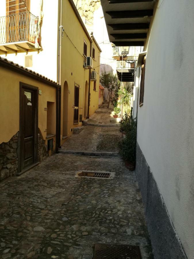 Domunua Holiday House Cefalù Εξωτερικό φωτογραφία